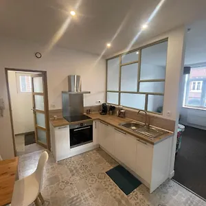 Sejourner Chez Mina , Lille France